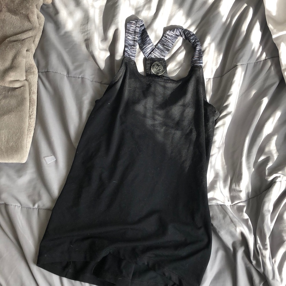 Workout tank size 12 juniors